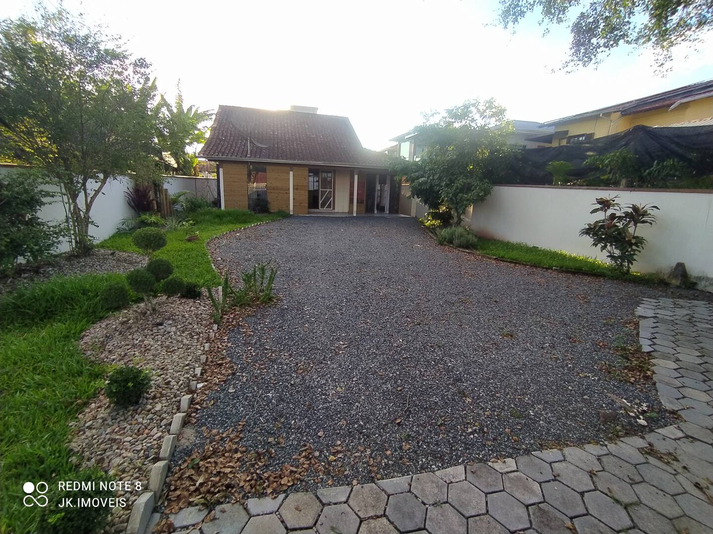 #135 - Sobrado para Locação em Itapoá - SC