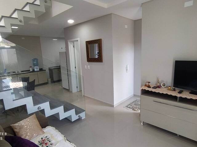 #72 - Triplex para Venda em Itapoá - SC - 3