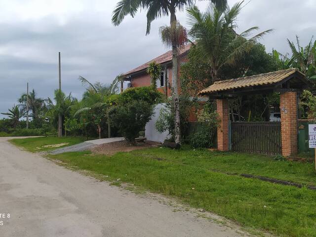 #89 - Casa para Venda em Itapoá - SC