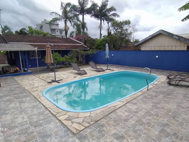 #65 - Casa de Praia para Locação em Itapoá - SC
